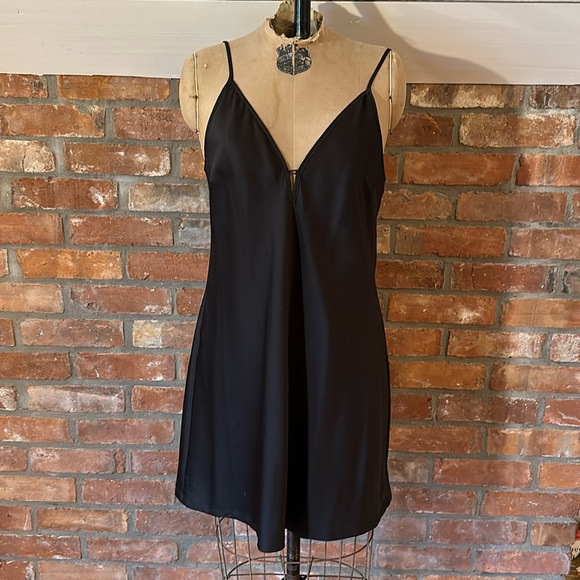 EUC Stunning Maje embroidered sheer dress with slip - Picture 3 of 7